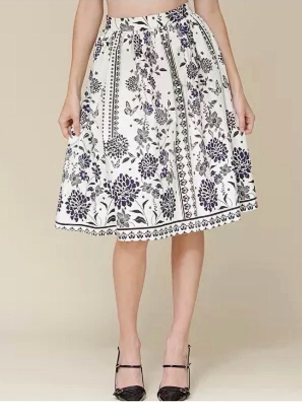 Avec Les Filles Cream and Navy Floral Circle Skirt
